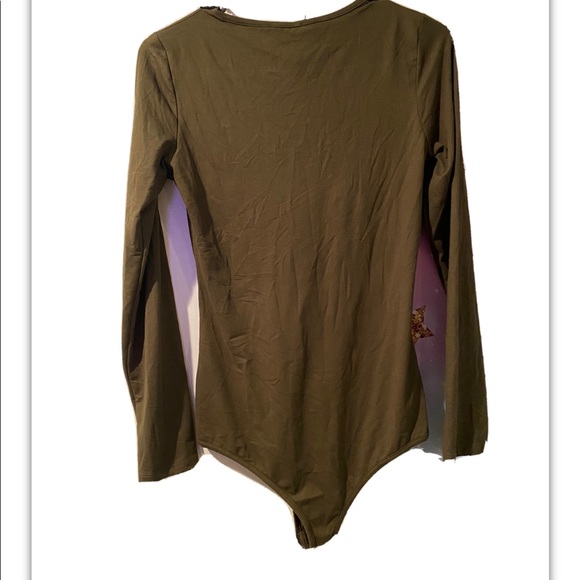 Womens Top bundle (2) Size L - Picture 5 of 9